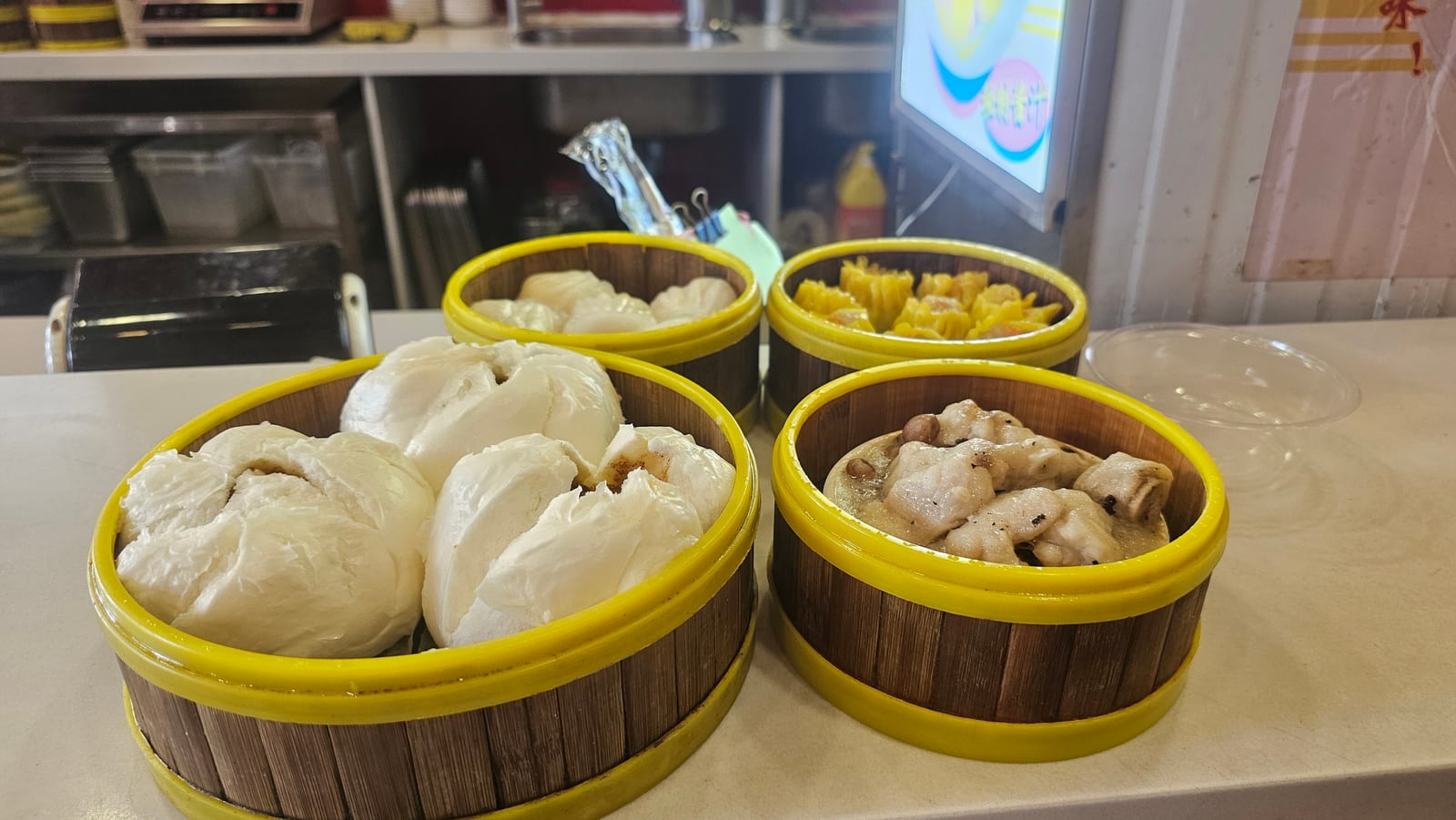 China, photo 7 of 359