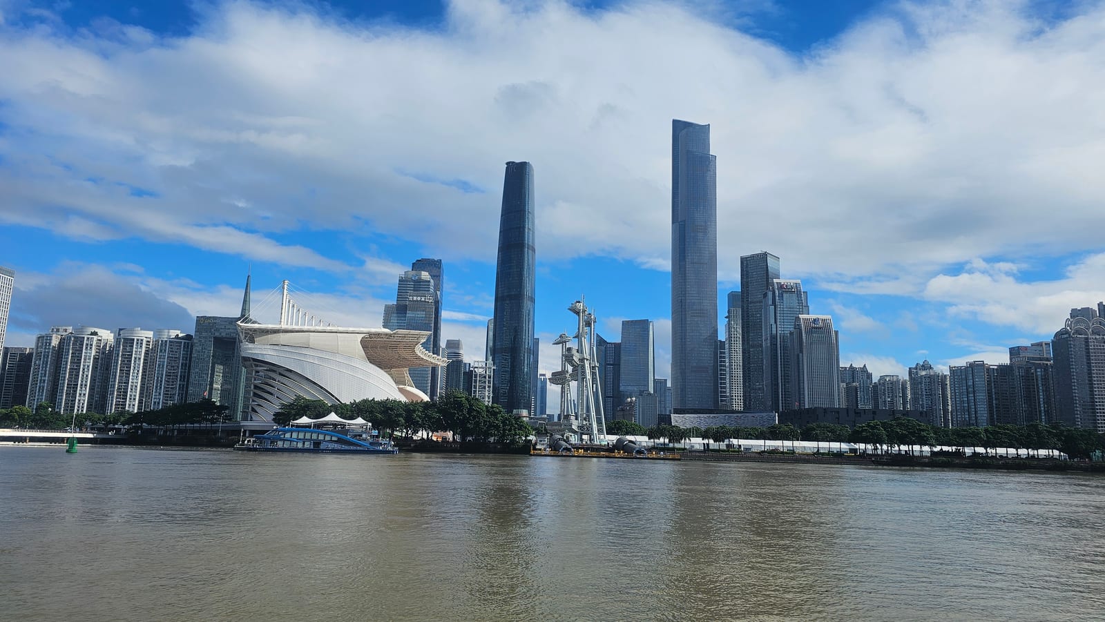 China, photo 8 of 359