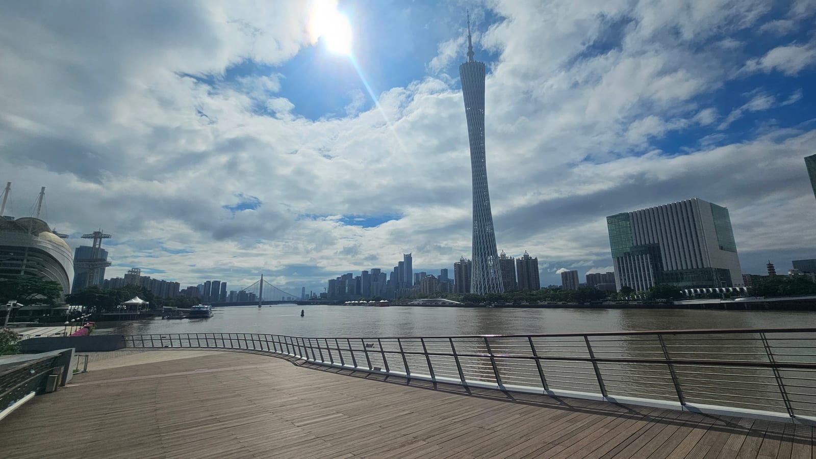 China, photo 13 of 359